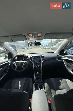 Хэтчбек Hyundai i30 2014 в 