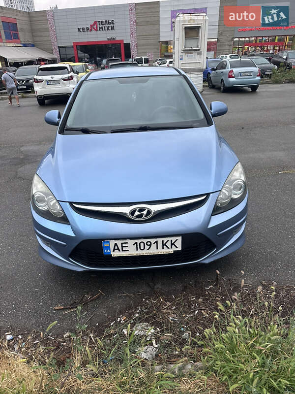 Hyundai i30 2011
