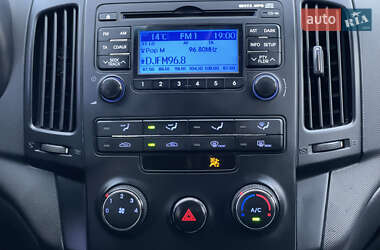 Хэтчбек Hyundai i30 2010 в 