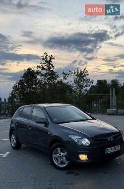 Хэтчбек Hyundai i30 2009 в Тернополе
