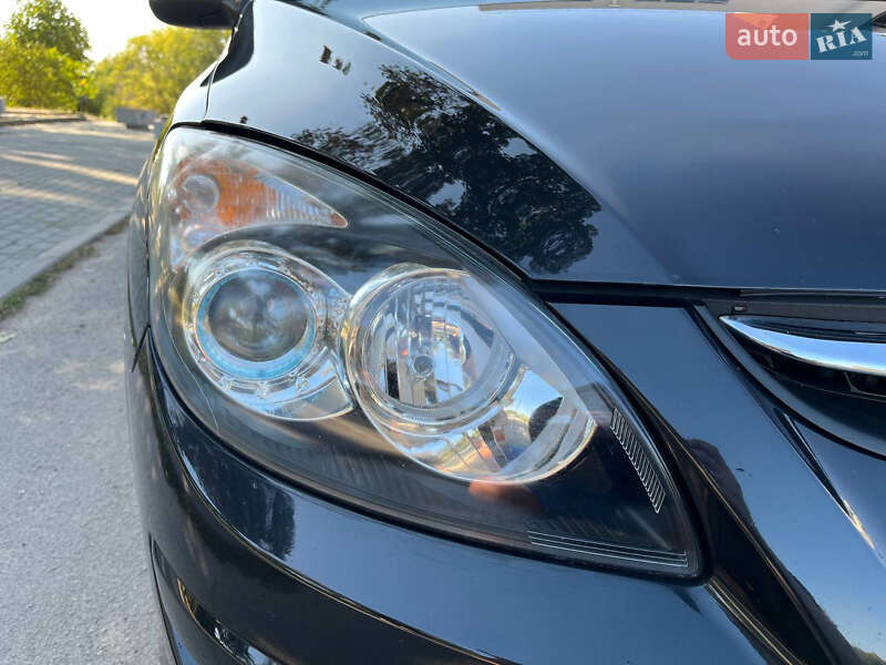 Хэтчбек Hyundai i30 2011 в Запорожье
