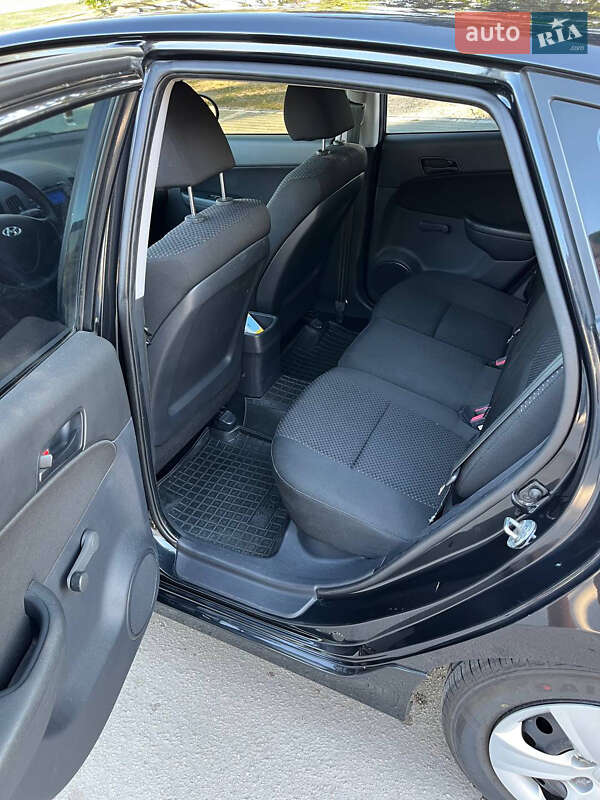 Хэтчбек Hyundai i30 2011 в Запорожье