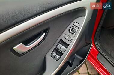 Универсал Hyundai i30 2015 в 