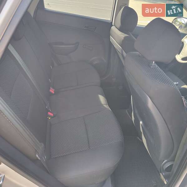 Хэтчбек Hyundai i30 2010 в Киеве фото 10 Хэтчбек Hyundai i30 2010 в Киеве