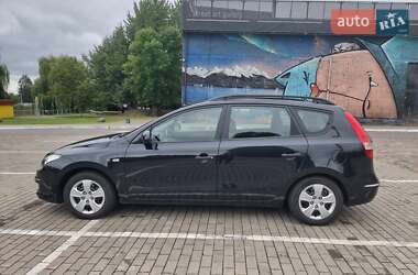 Універсал Hyundai i30 2009 в  фото 2 Універсал Hyundai i30 2009 в