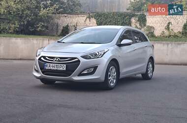 Универсал Hyundai i30 2013 в Киеве