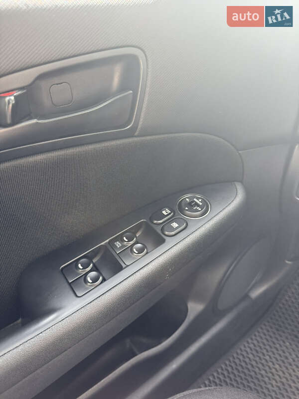Універсал Hyundai i30 2010 в Києві