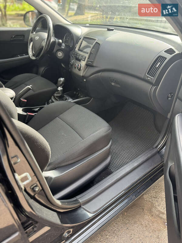 Універсал Hyundai i30 2010 в Києві