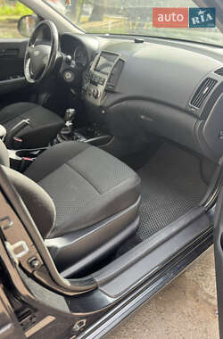 Универсал Hyundai i30 2010 в 