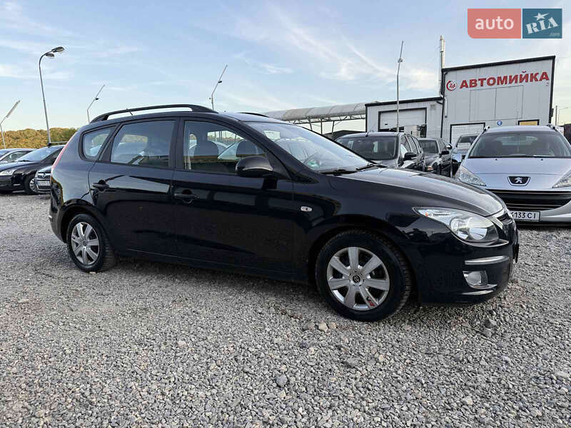 Хэтчбек Hyundai i30 2009 в Тернополе