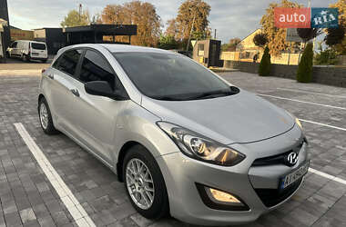 Хэтчбек Hyundai i30 2012 в Макарове
