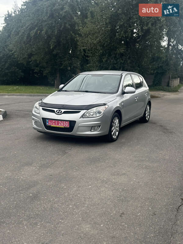 Хэтчбек Hyundai i30 2007 в Виннице