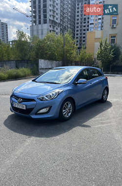 Хэтчбек Hyundai i30 2013 в 