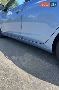 Хэтчбек Hyundai i30 2013 в 