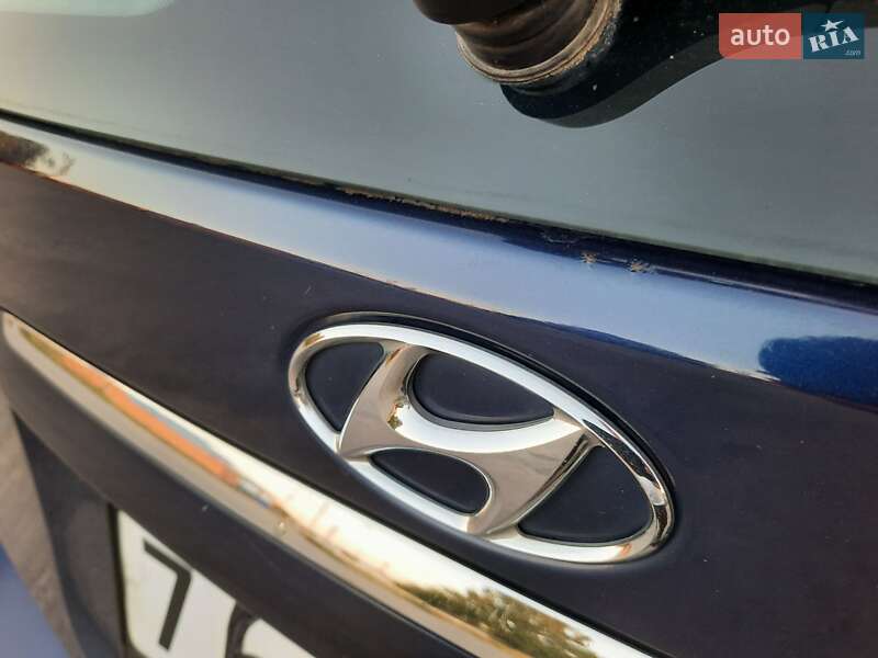 Универсал Hyundai i30 2011 в Полтаве