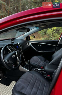 Хэтчбек Hyundai i30 2012 в 