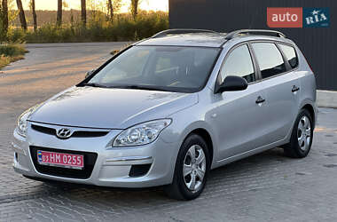 Универсал Hyundai i30 2009 в Виннице