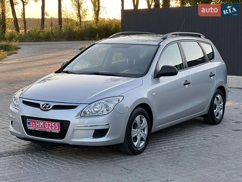 Универсал Hyundai i30 2009 в Виннице
