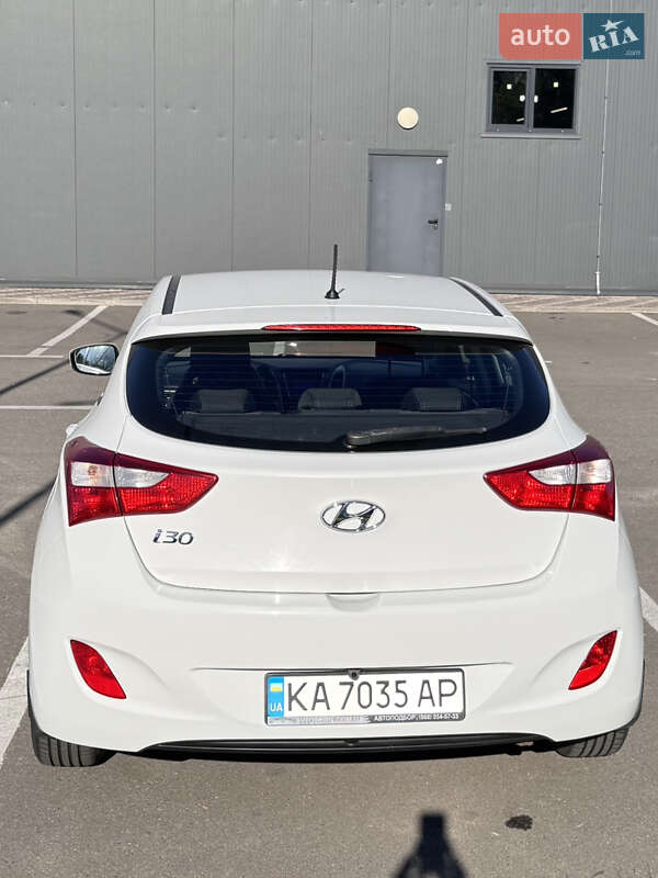 Хэтчбек Hyundai i30 2016 в Киеве