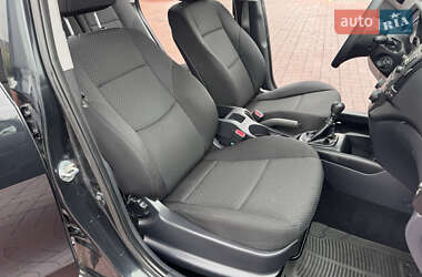 Хэтчбек Hyundai i30 2010 в 