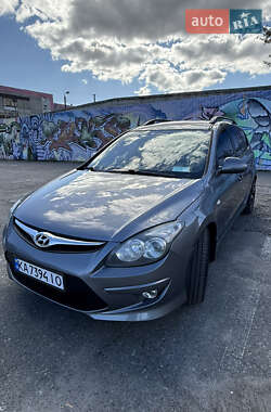 Универсал Hyundai i30 2012 в Киеве