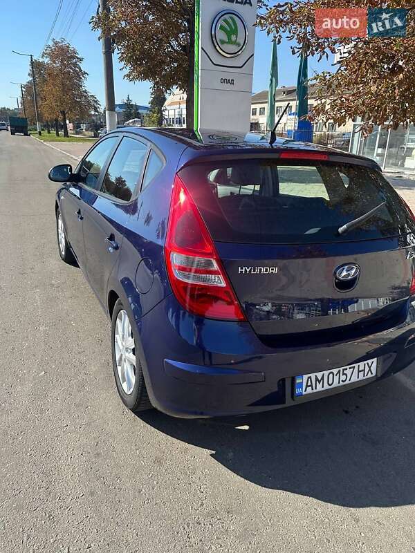 Хетчбек Hyundai i30 2008 в Житомирі