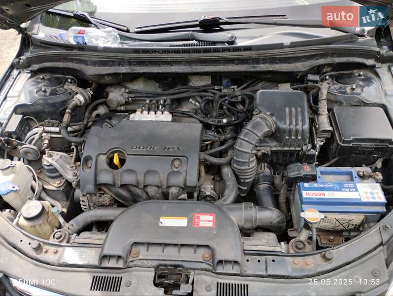 Універсал Hyundai i30 2010 в Полтаві