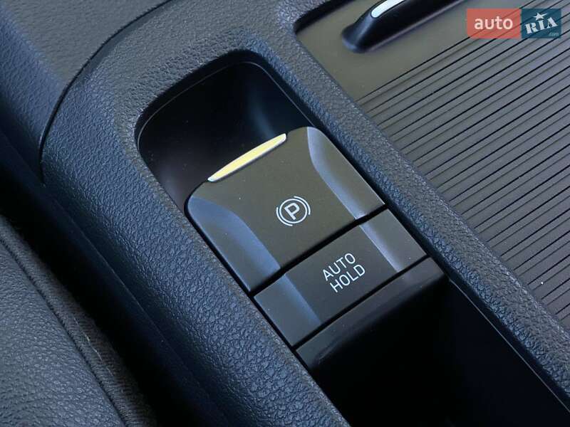 Фастбек Hyundai i30 2019 в Дніпрі