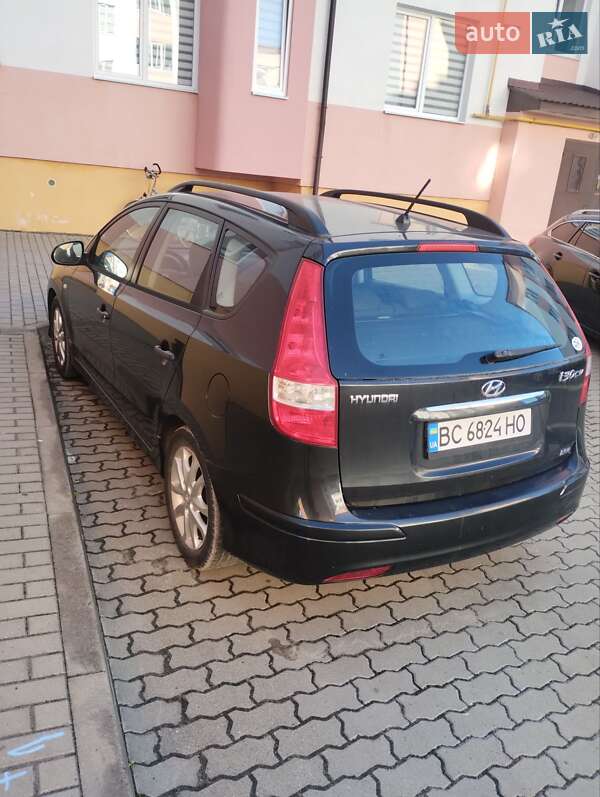 Універсал Hyundai i30 2010 в Жовкві фото 3 Універсал Hyundai i30 2010 в Жовкві