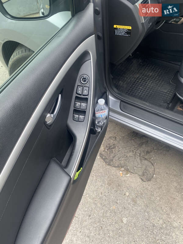 Хетчбек Hyundai i30 2014 в Києві