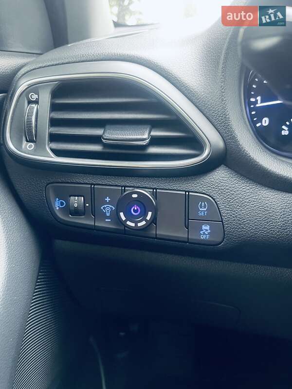 Универсал Hyundai i30 2020 в Киеве