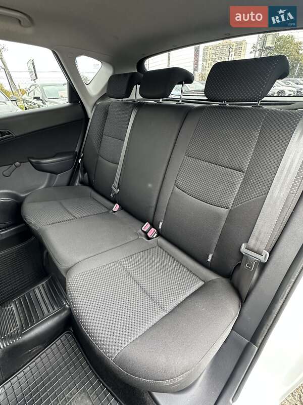 Хэтчбек Hyundai i30 2009 в Белогородке