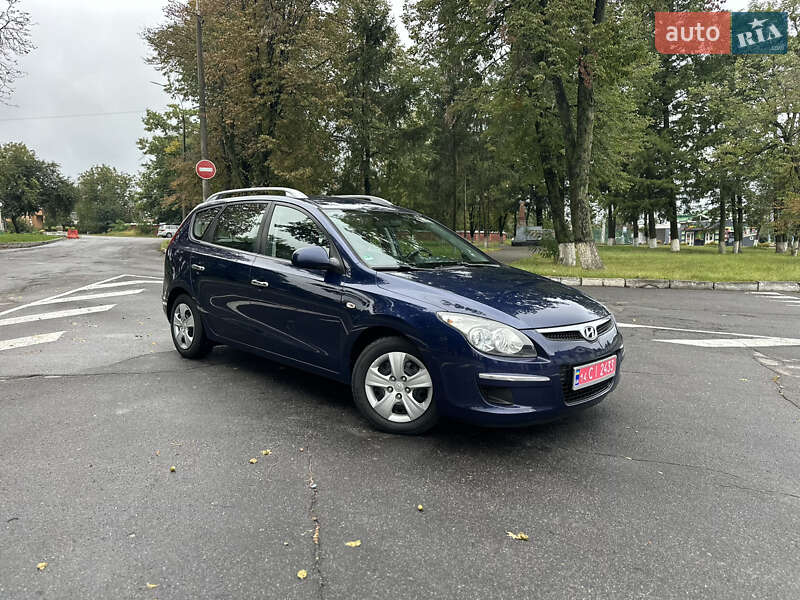 Универсал Hyundai i30 2010 в Виннице
