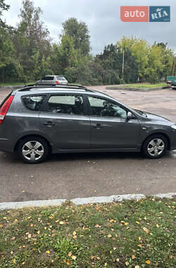 Универсал Hyundai i30 2010 в 