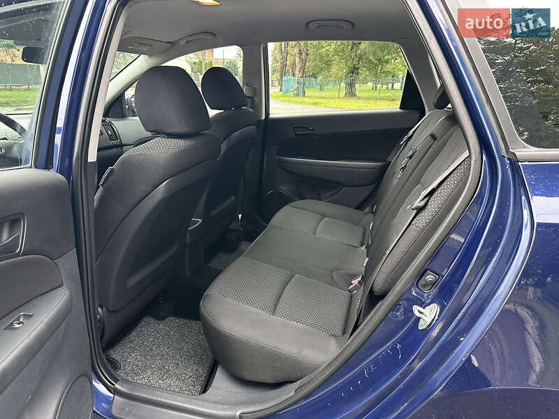 Универсал Hyundai i30 2010 в Виннице