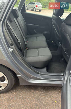Универсал Hyundai i30 2010 в 