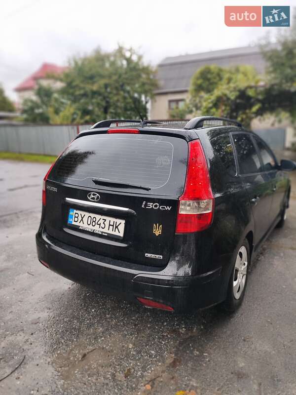 Универсал Hyundai i30 2012 в Каменец-Подольском