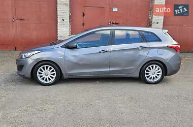 Универсал Hyundai i30 2013 в 