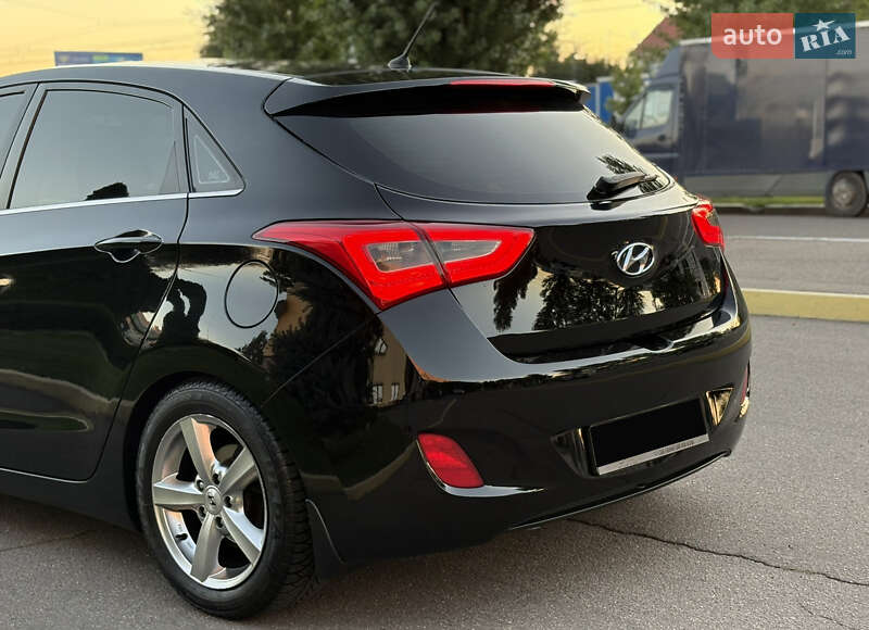 Хэтчбек Hyundai i30 2012 в Кременчуге