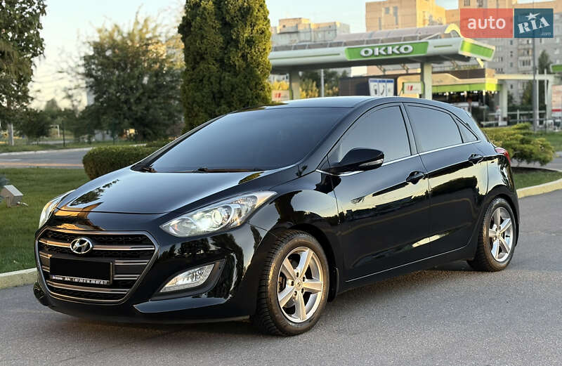 Хэтчбек Hyundai i30 2012 в Кременчуге