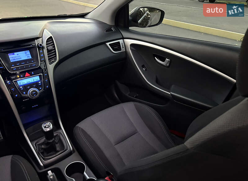 Хэтчбек Hyundai i30 2012 в Кременчуге