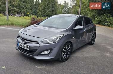 Хэтчбек Hyundai i30 2012 в Киеве