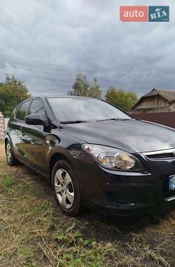 Хетчбек Hyundai i30 2009 в 