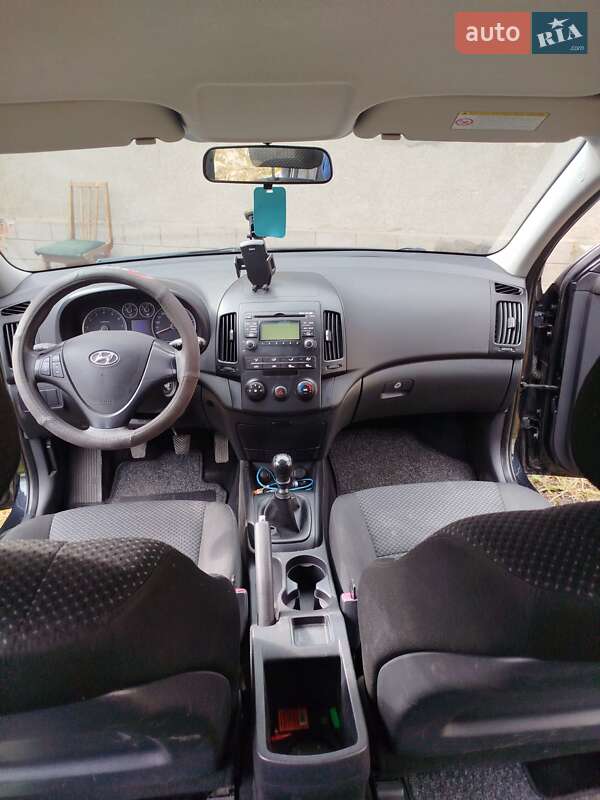 Хэтчбек Hyundai i30 2009 в Кицмани