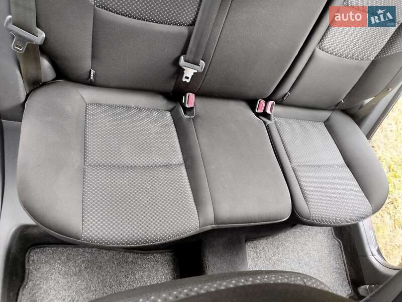 Хэтчбек Hyundai i30 2009 в Кицмани