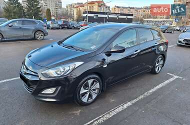 Универсал Hyundai i30 2013 в Стрые