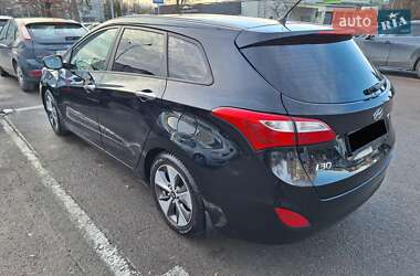 Универсал Hyundai i30 2013 в Стрые