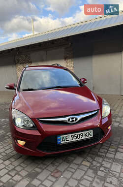 Универсал Hyundai i30 2011 в 