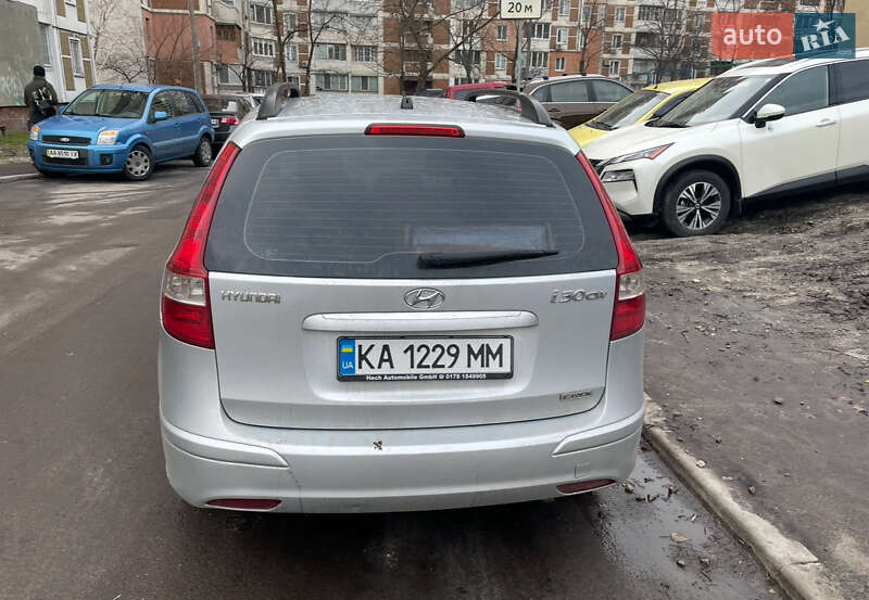 Универсал Hyundai i30 2010 в Киеве фото 5 Универсал Hyundai i30 2010 в Киеве