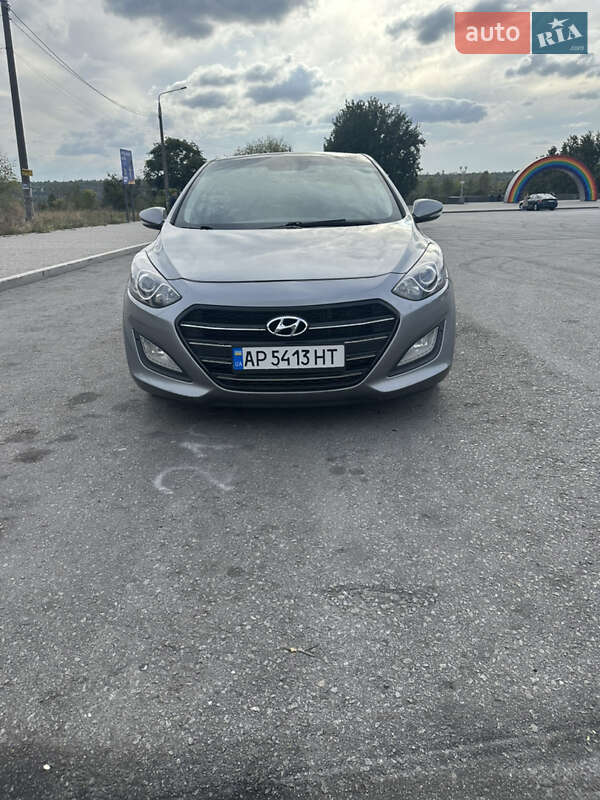 Хетчбек Hyundai i30 2012 в Запоріжжі